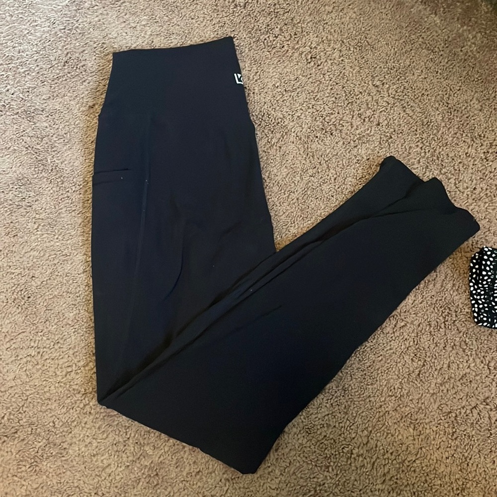 Buffbunny Rosa pocket leggings onyx (black) color